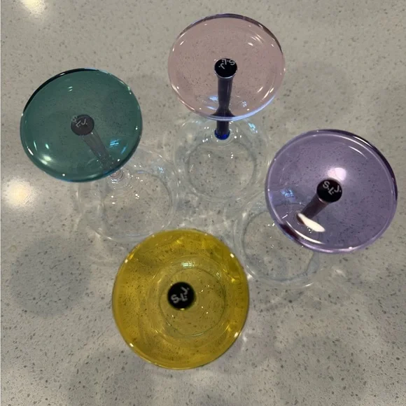 Sophie Lou Jacobsen - Picture 4 of 6